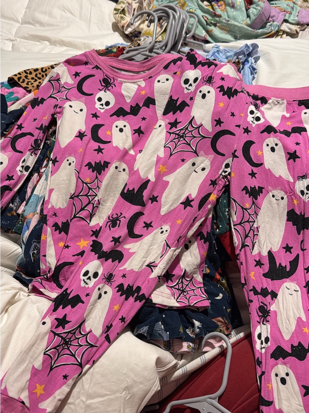LITTLE SLEEPIES glowing ghouls FRIENDLY GHOSTS glow in the dark